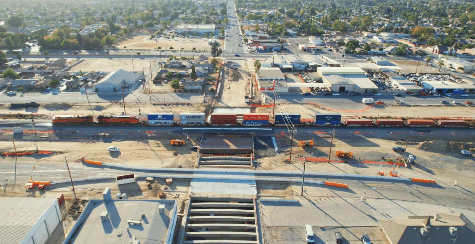 CA HighSpeed Rail Construction Package 4 BNSF Shoofly in Operation