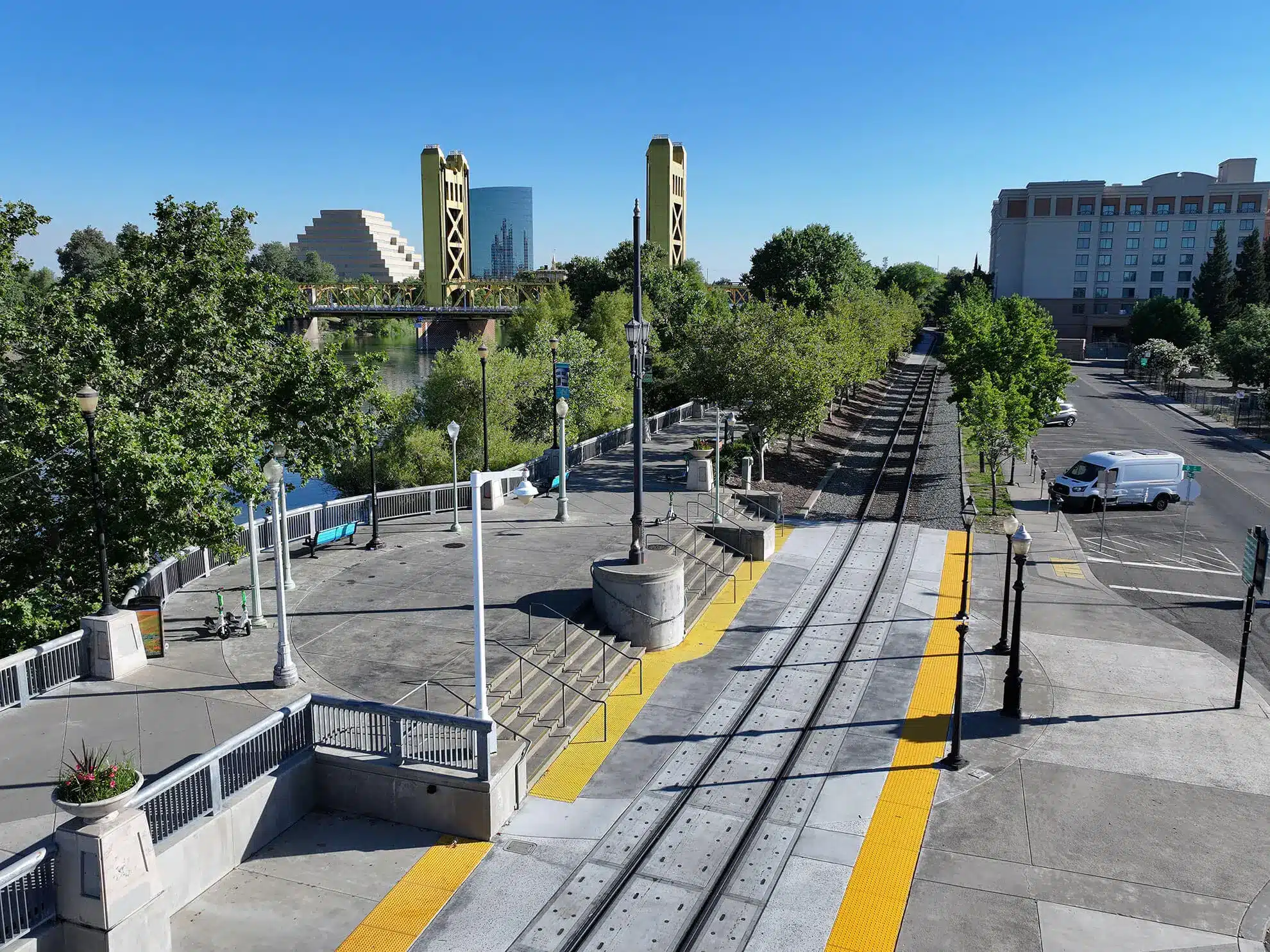 aerial image of at-grade track crossing in Old Sacramento